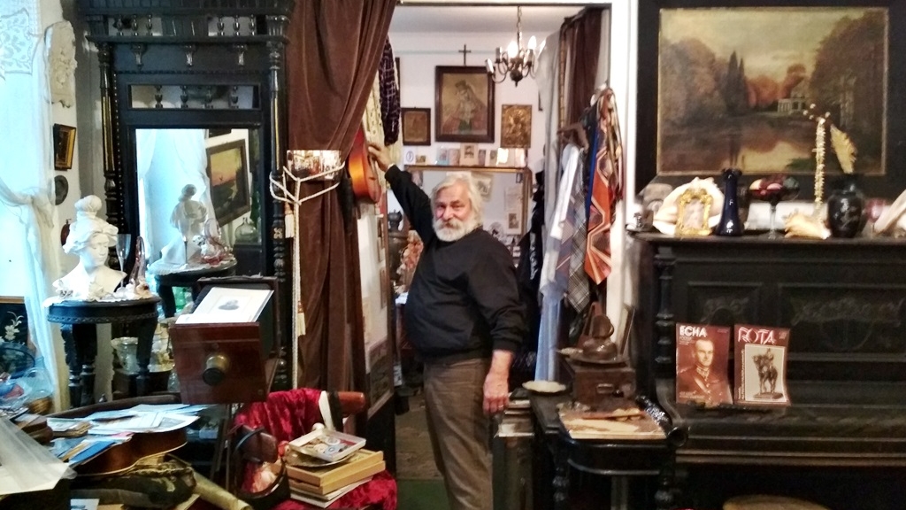 "Między okiem a historią" - reportaż Joanny Sikory