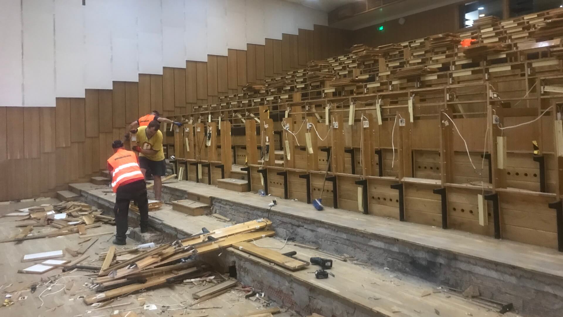 W UDSK rozpoczął się generalny remont - odnawiane są oddziały i sale dydaktyczne