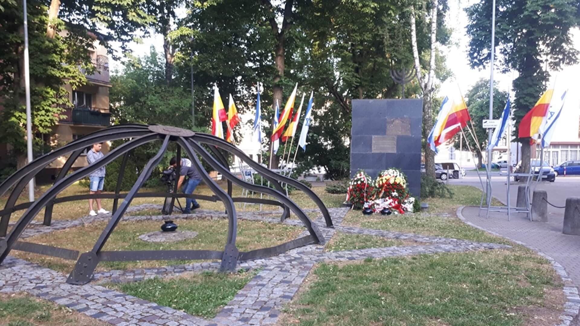 "Nieobecna rodzina" - zbliża się 77. rocznica wybuchu powstania w getcie białostockim