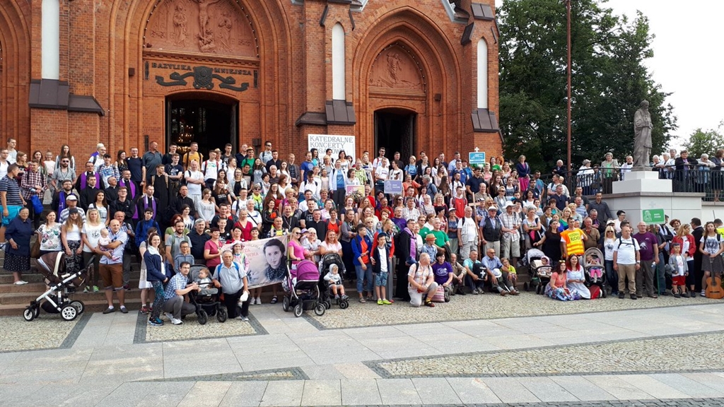 Do pokonania mają ok. 500 kilometrów - pielgrzymi z Białegostoku wyruszyli na Jasną Górę