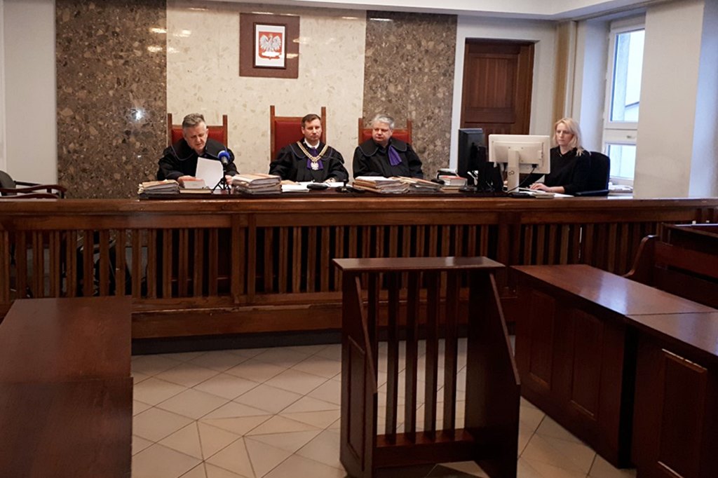 Sąd w Suwałkach uchylił wyrok ws. wypadku w Augustowie - gdzie do studzienki wpadła kobieta i utopiła się