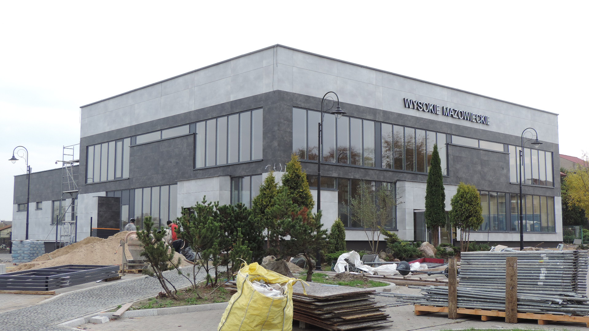 Przebudowa dworca autobusowego w Wysokiem Mazowieckiem z poślizgiem