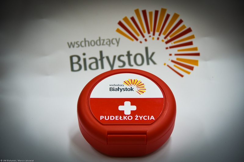 Białystok:  Władze miasta przygotowały 4 tysiące "pudełek życia" dla seniorów