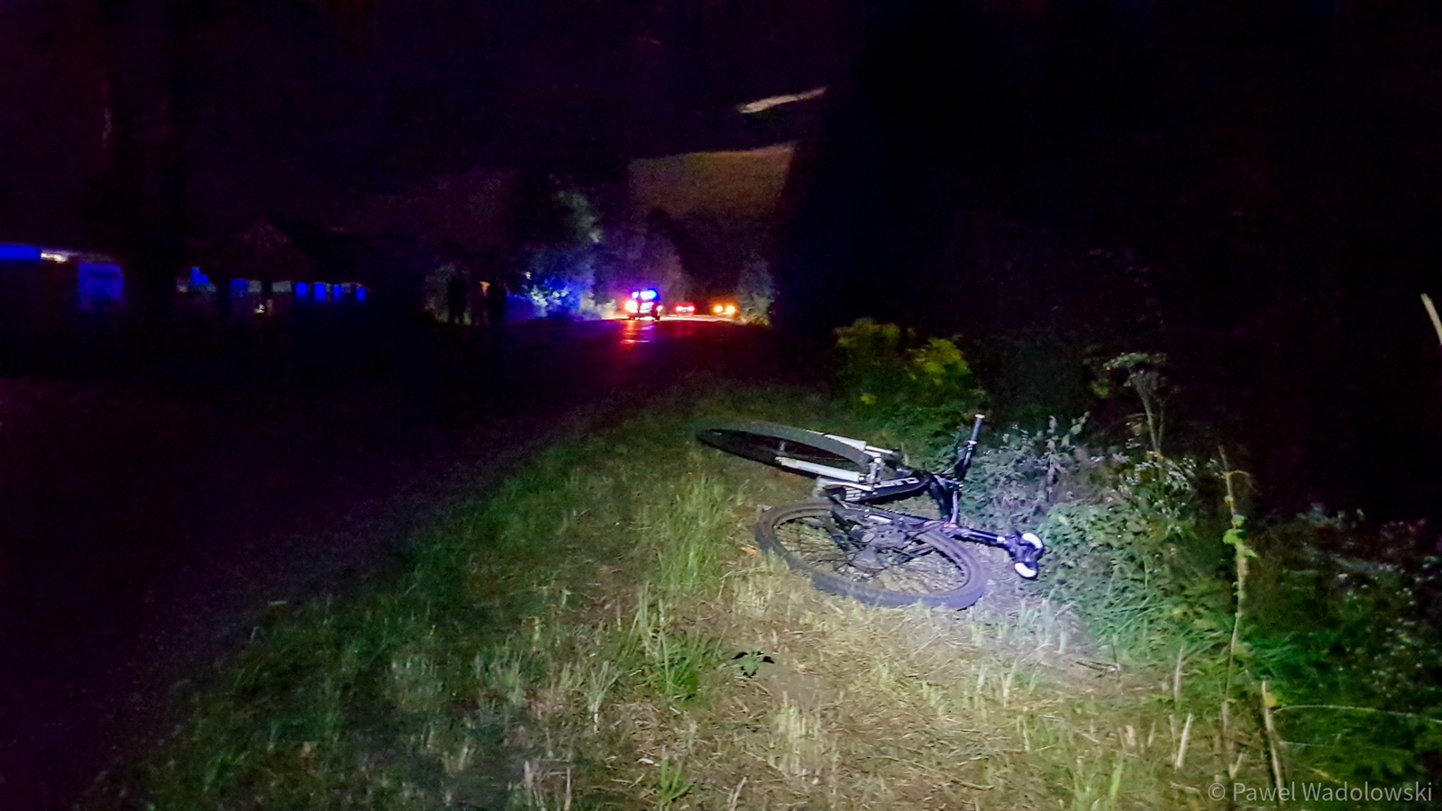 Pijany kierowca potrącił 14-latkę i uciekł; policja zatrzymała go pół godziny później