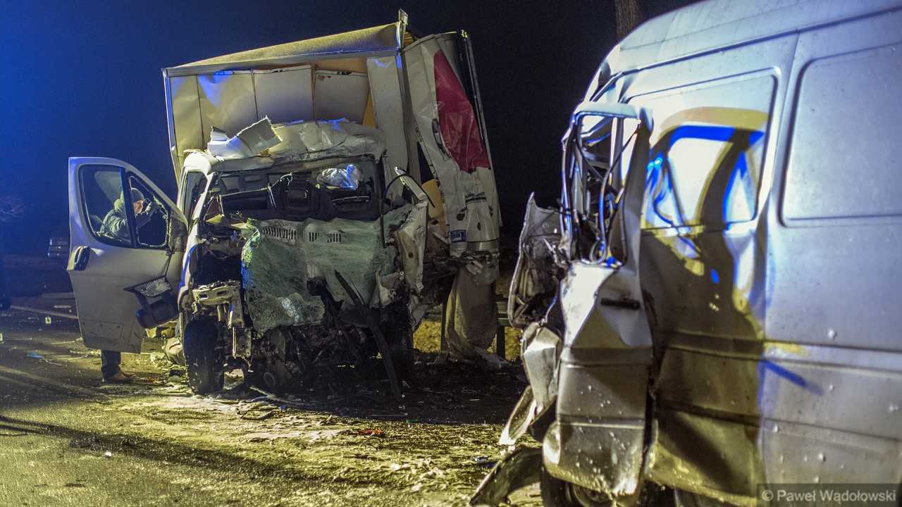 Zderzenie busów w Jabłonce Kościelnej - dwie ofiary śmiertelne