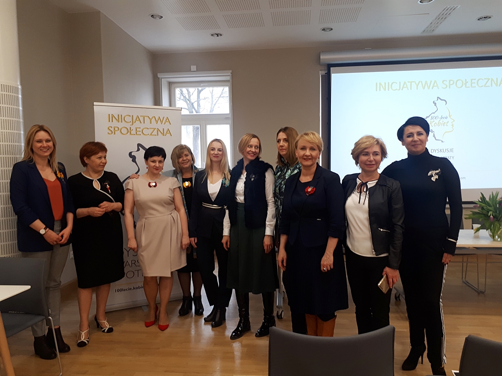 Debaty, konkursy i warsztaty w ramach akcji "100-lecie Kobiet"