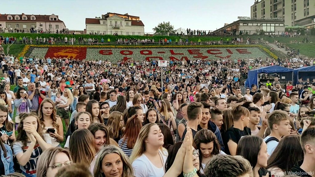 Łomżyńscy studenci bawili się przy dźwiękach grupy Enej