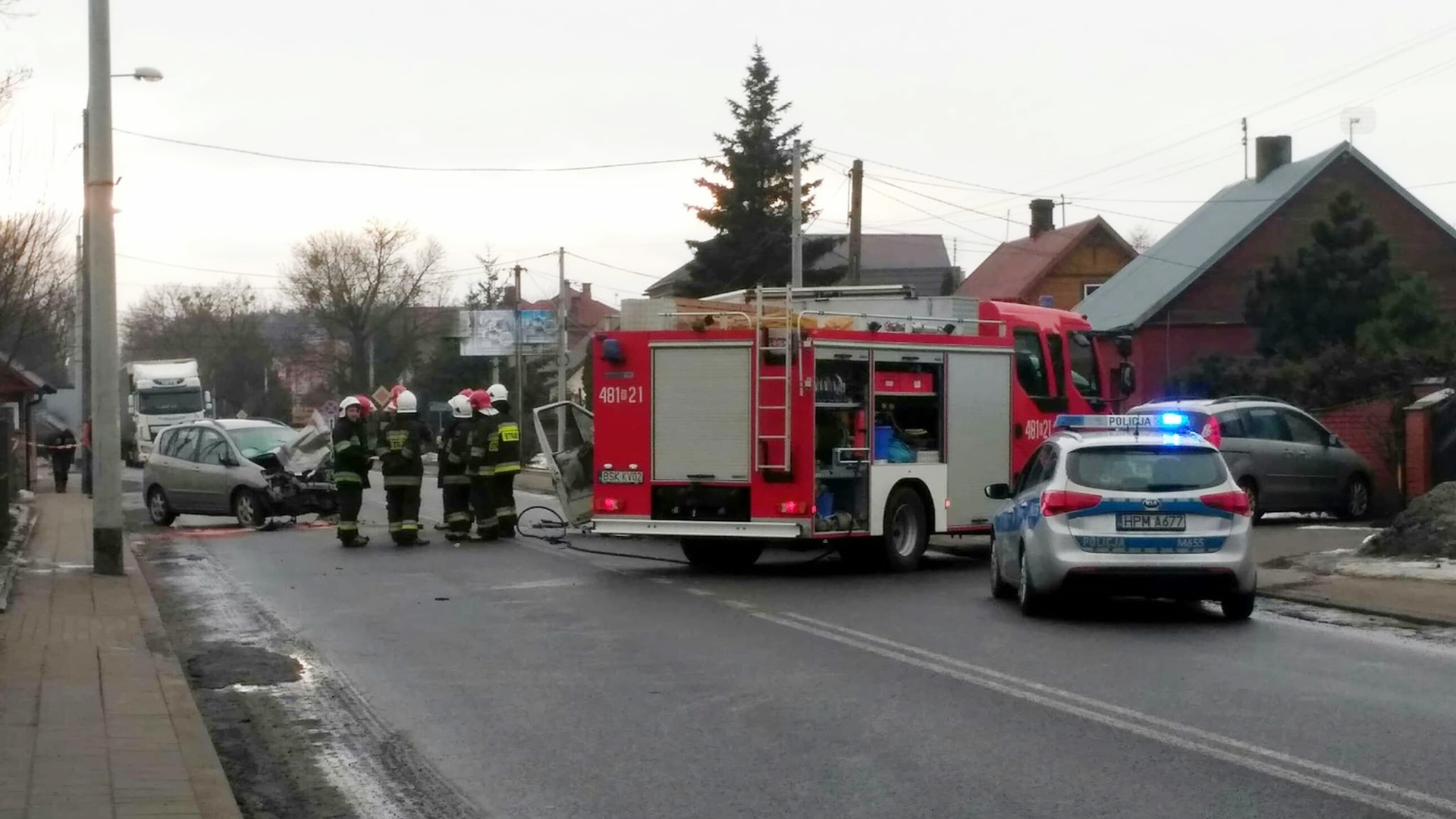 3 osoby ranne w wypadku w Sokółce - synoptycy ostrzegają przed gołoledzią