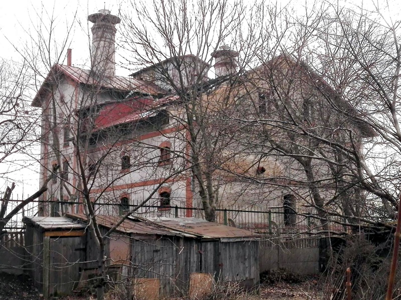 Pomogła kara grzywny - właściciele browaru w Suwałkach zaczęli go zabezpieczać