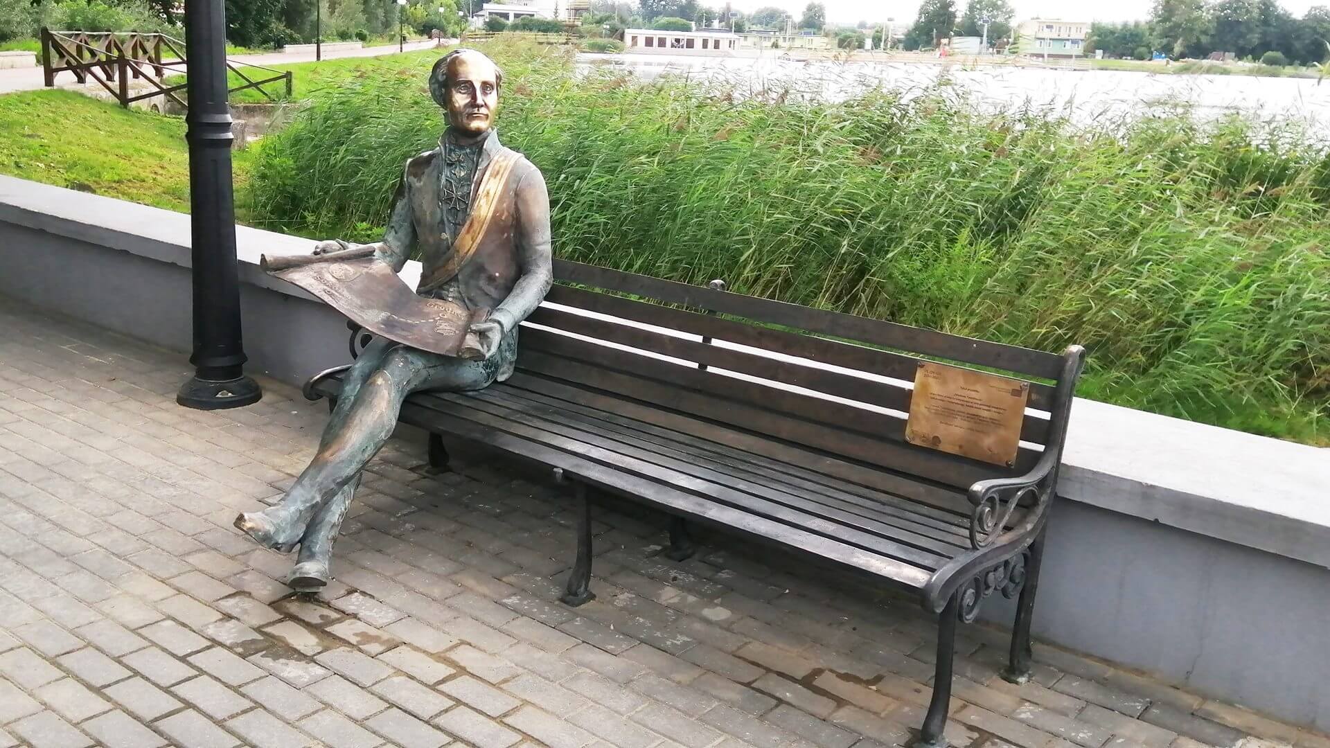 W Sokółce stanęła ławka z Antonim Tyzenhauzem