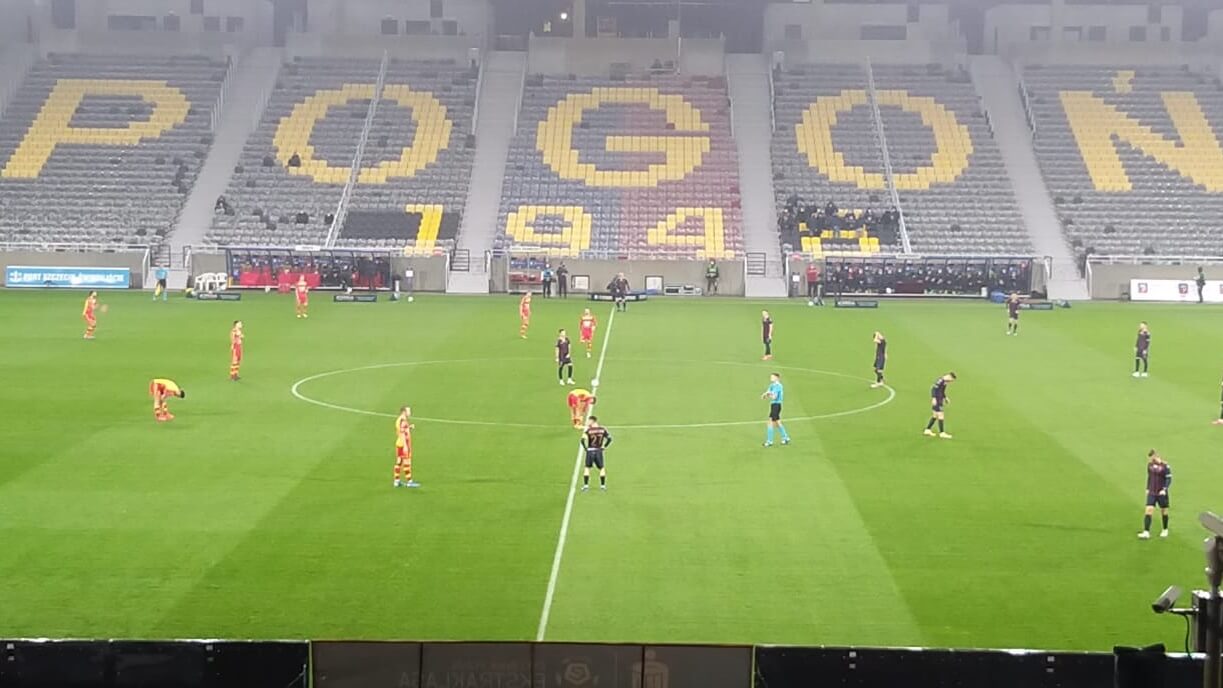 Jagiellonia Białystok po słabym meczu przegrywa 0:3 z Pogonią Szczecin