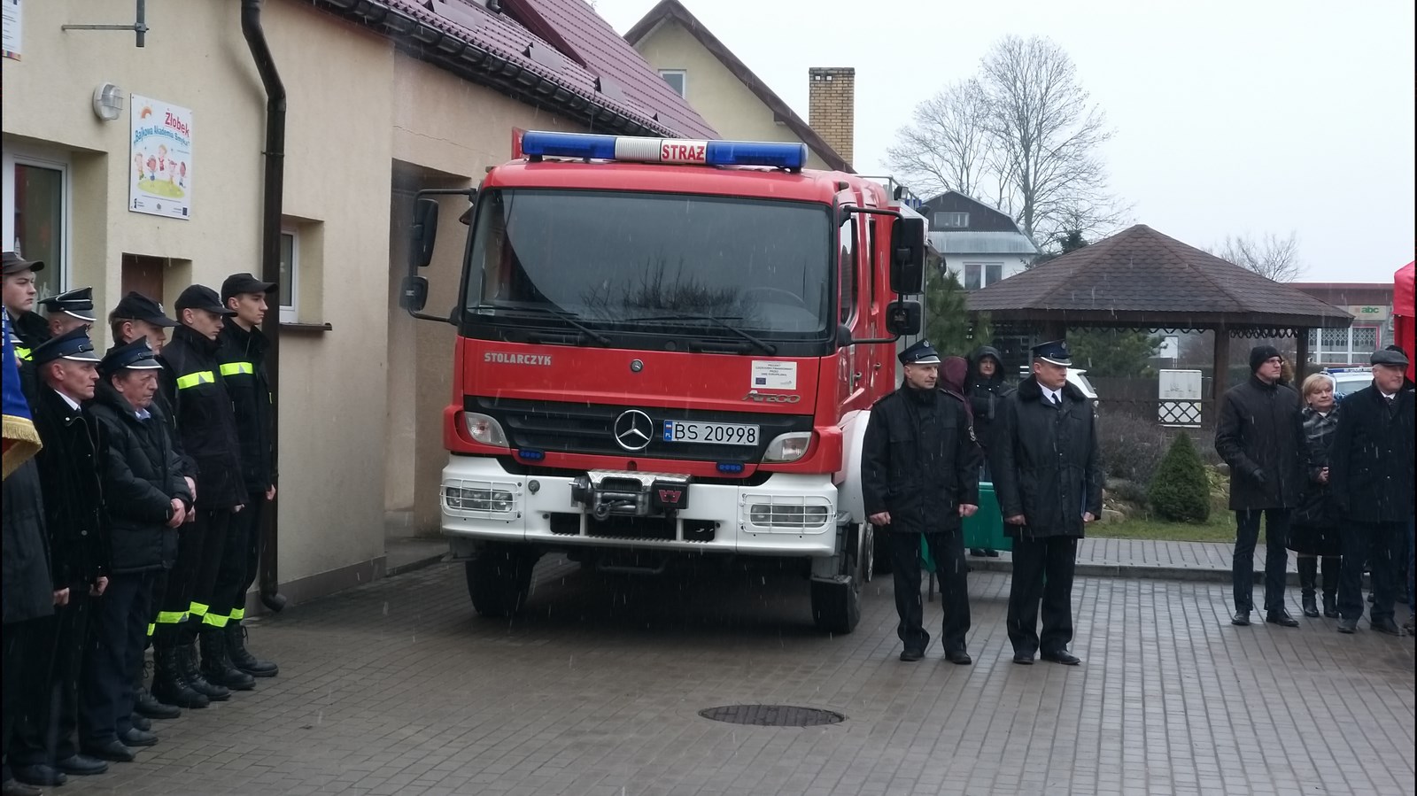 Ochotnicza Straż Pożarna z gminy Jeleniewo dostała prezent od PSP w Suwałkach