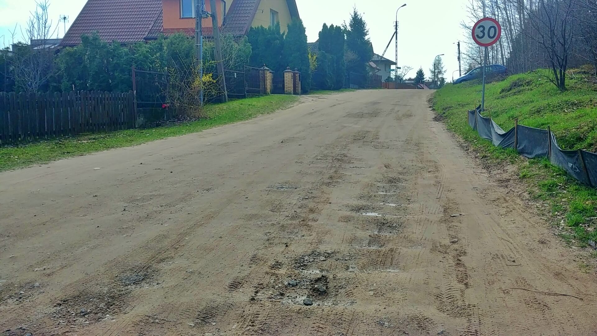 Mieszkańcy ul. Solnickiej w Białymstoku narzekają na problemy po wprowadzeniu objazdu ul. Mickiewicza