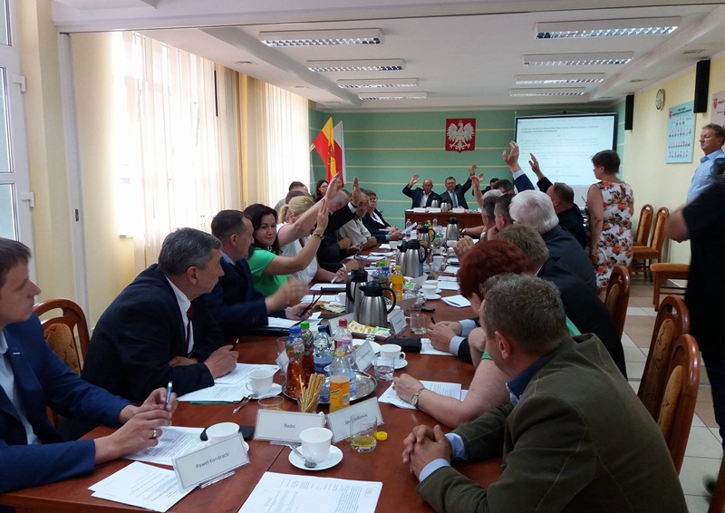 Nowa siedziba starostwa i rozbudowa szpitala w Łapach - radni podjęli decyzje