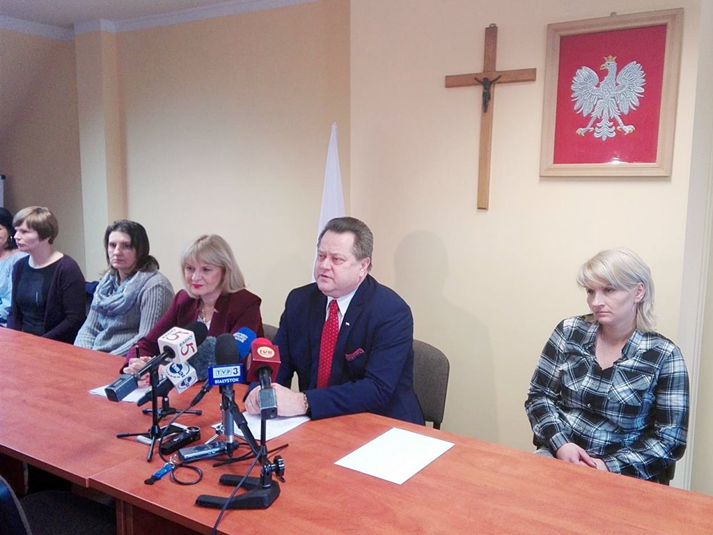 Nie ma zgody kuratorium na przekazanie szkoły w Pawłówce stowarzyszeniu