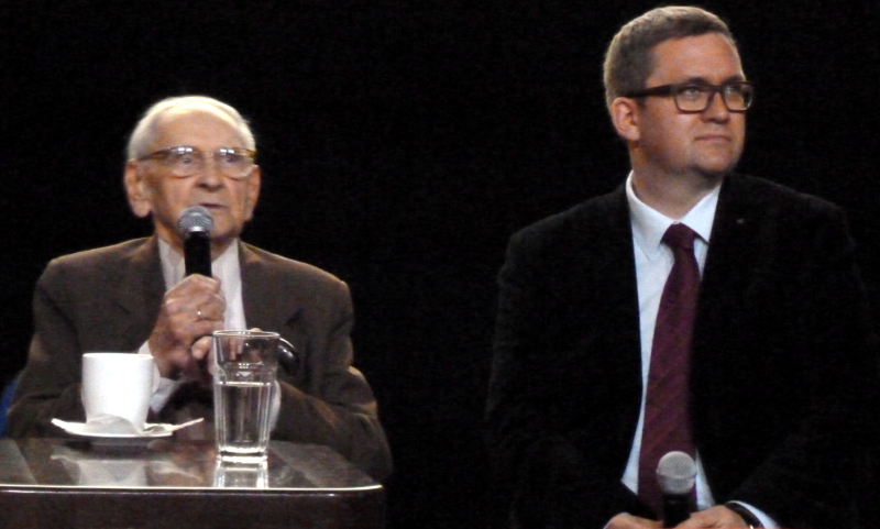 Białystok:  Owacja dla powstańca