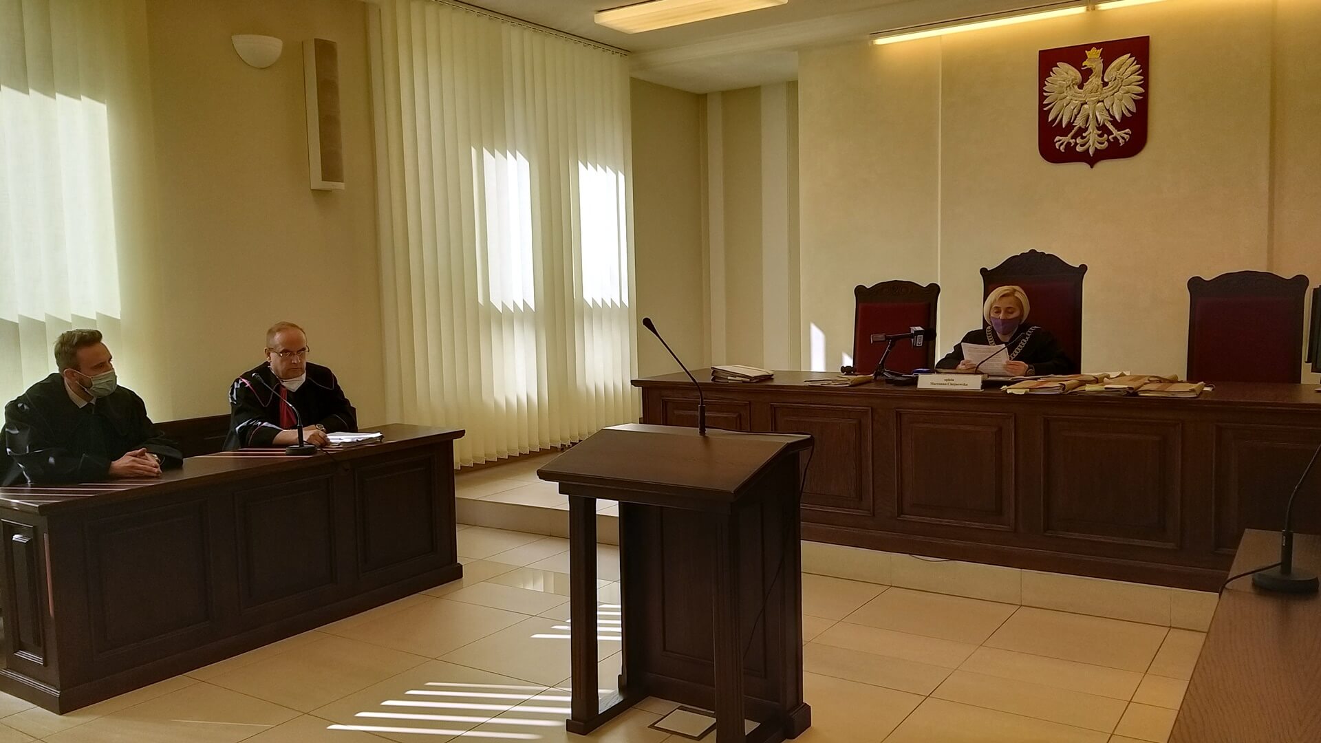 Białostocki sąd utrzymał kary grzywny dla lekarza i położnych oskarżonych o nieumyślne narażenie życia noworodka