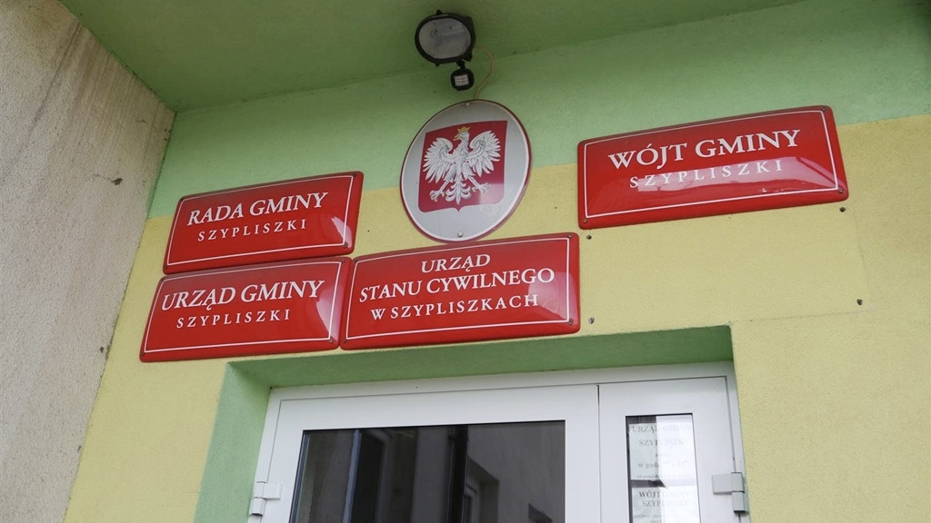 Wojewoda podlaski unieważnił uchwałę radnych gminy Szypliszki, którzy uznali skargi rodziców dzieci z Becejł za bezzasadne