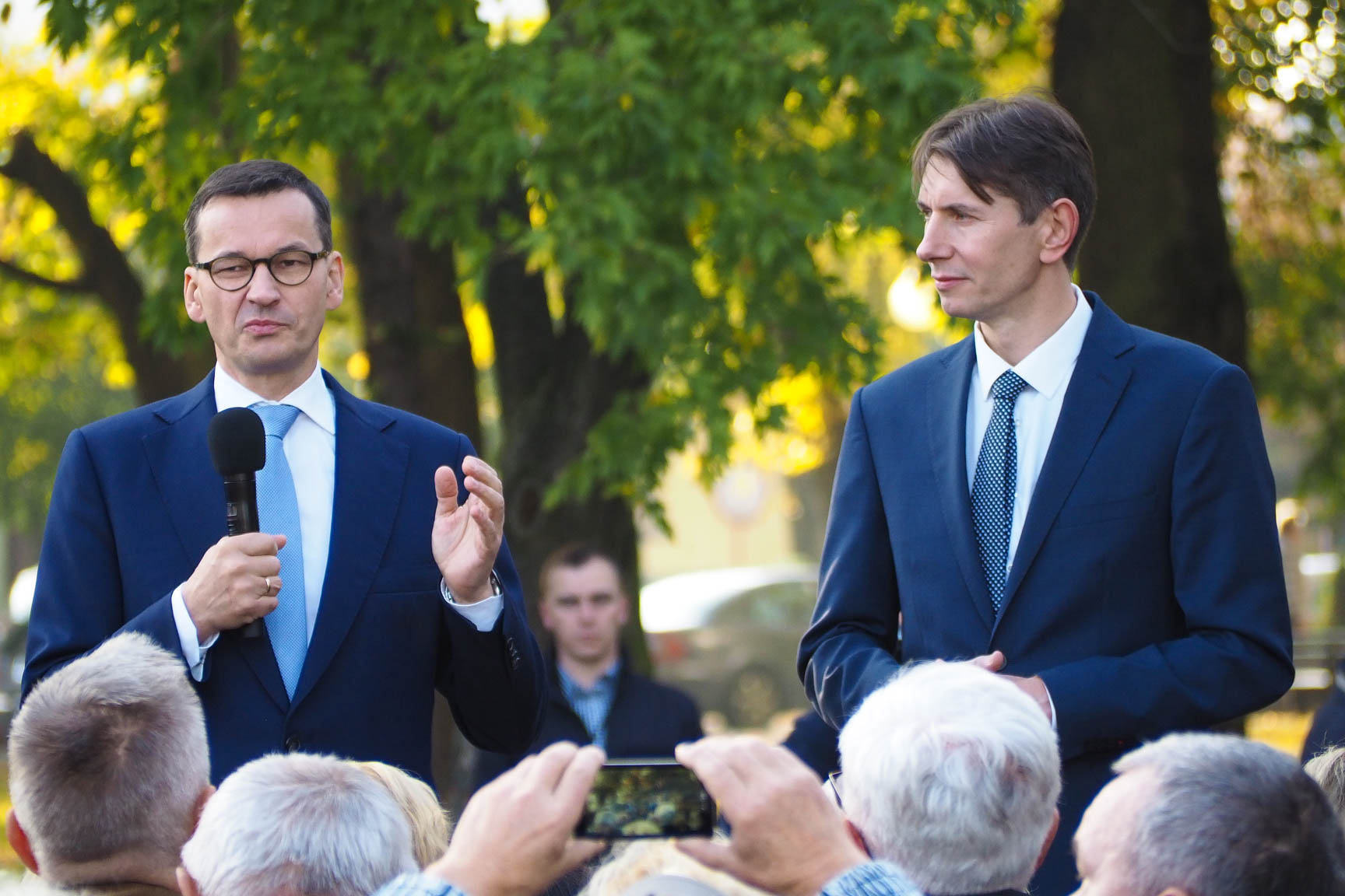 Premier Mateusz Morawiecki spotkał się z mieszkańcami Augustowa