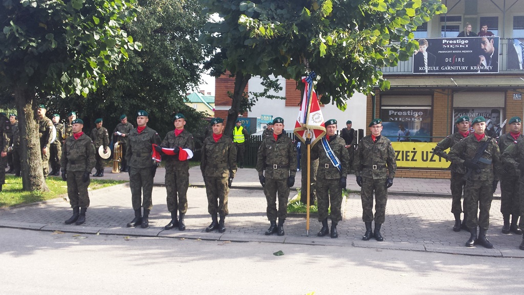 Żołnierze wojsk obrony terytorialnej złożyli przysięgę wojskową w Mońkach