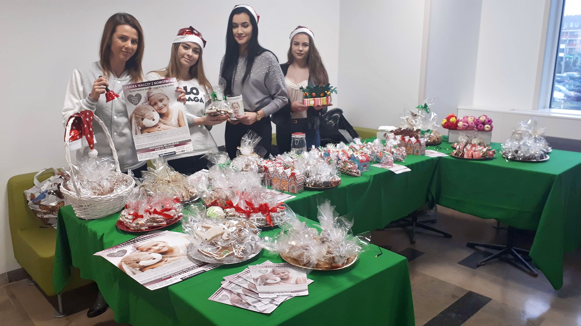 Lekarze, rodzice i inne chore dzieci zorganizowali kiermasz dla 4-letniej Samiry