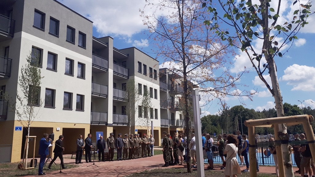 Z opóźnieniem, ale powstanie kilkadziesiąt mieszkań dla żołnierzy w Suwałkach