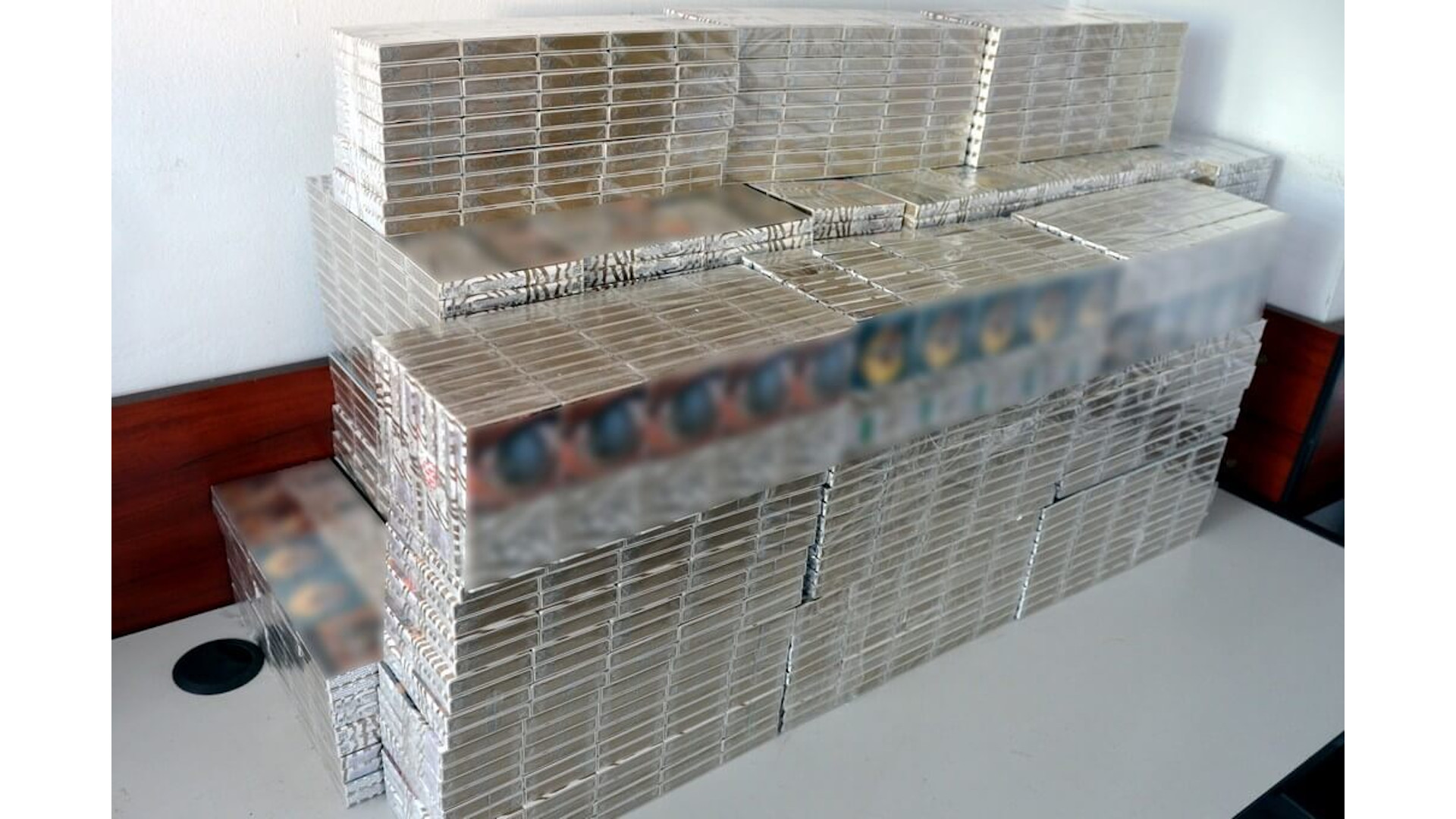 KAS wykryła nielegalne papierosy w przesyłkach kurierskich