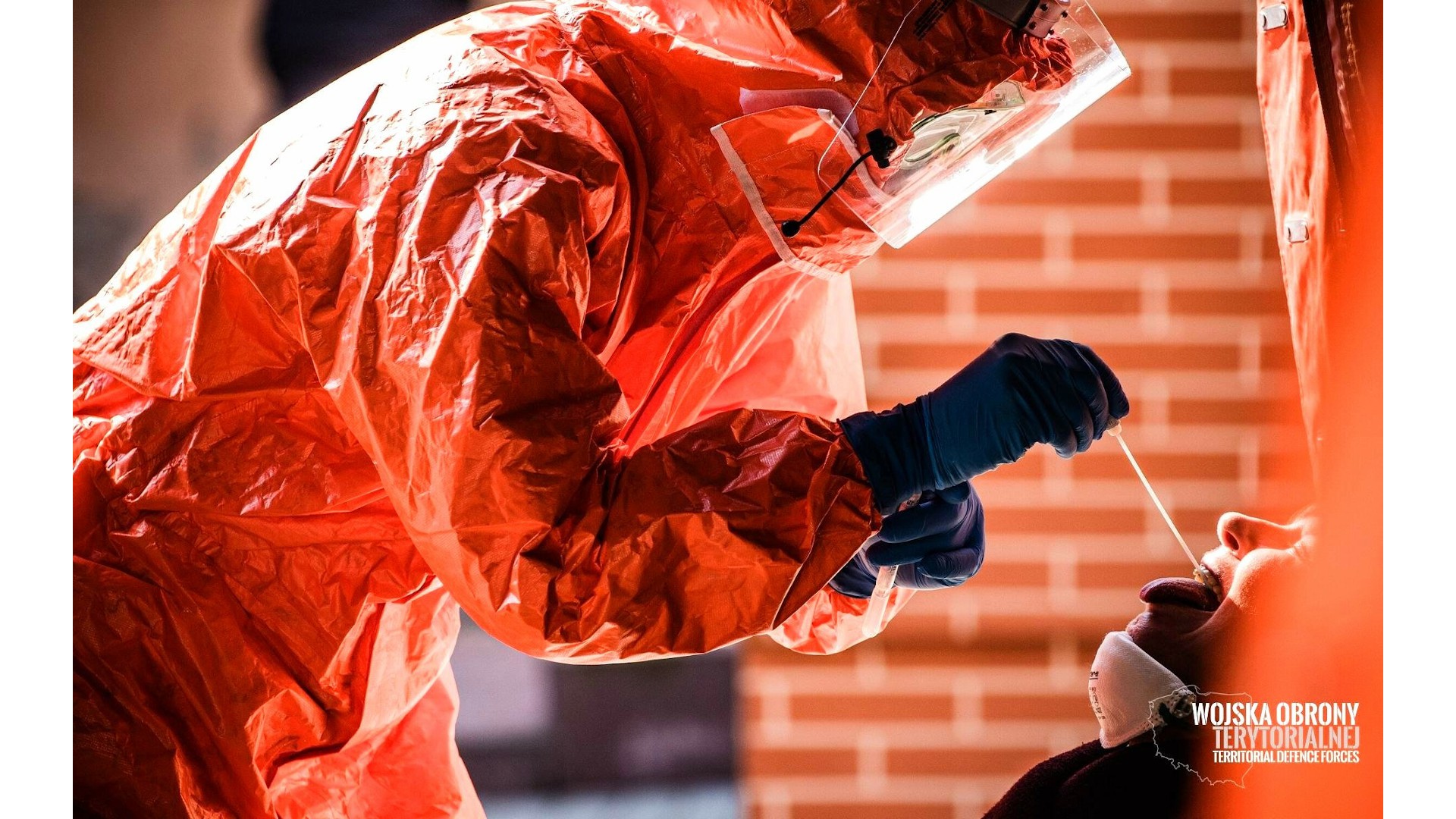 Podlascy terytorialsi wspomagają pracowników służby zdrowia w walce z koronawirusem