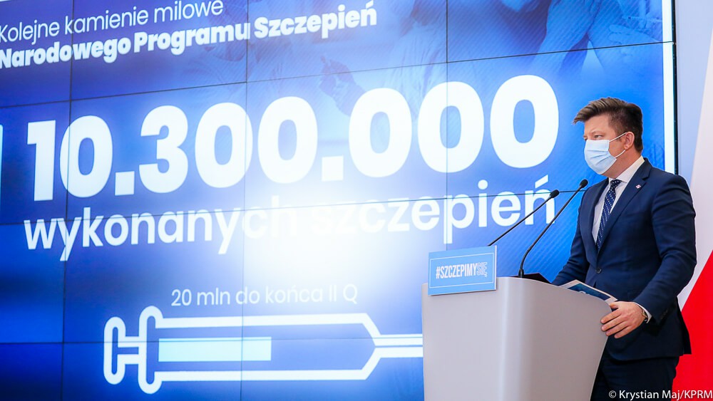 Dworczyk: Przekroczyliśmy właśnie 10,3 mln łącznie wykonanych szczepień pierwszą i drugą dawką