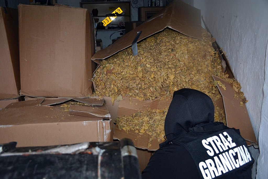 Podlascy strażnicy graniczni rozbili grupę przemytników wyrobów bez unijnych znaków akcyzy