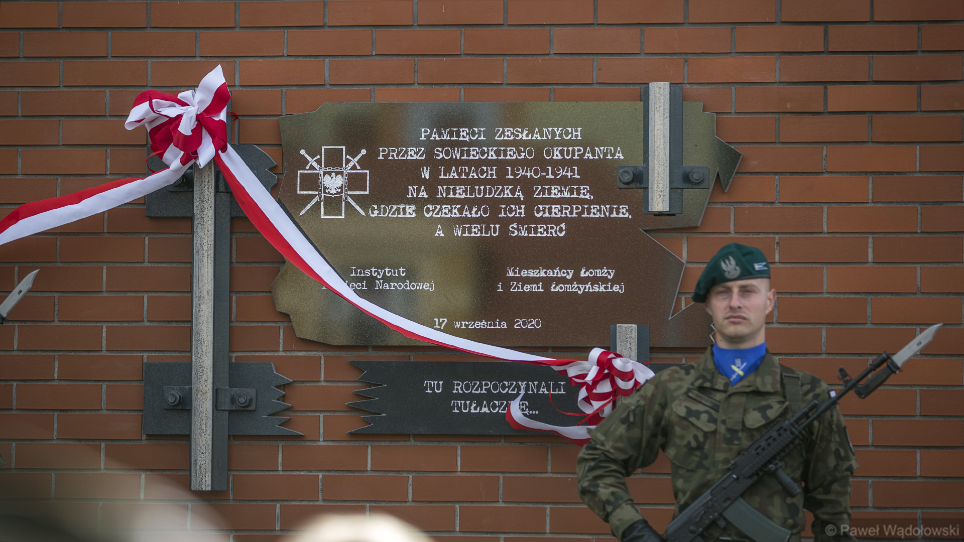 W Łomży odsłonięto tablicę pamięci Sybiraków