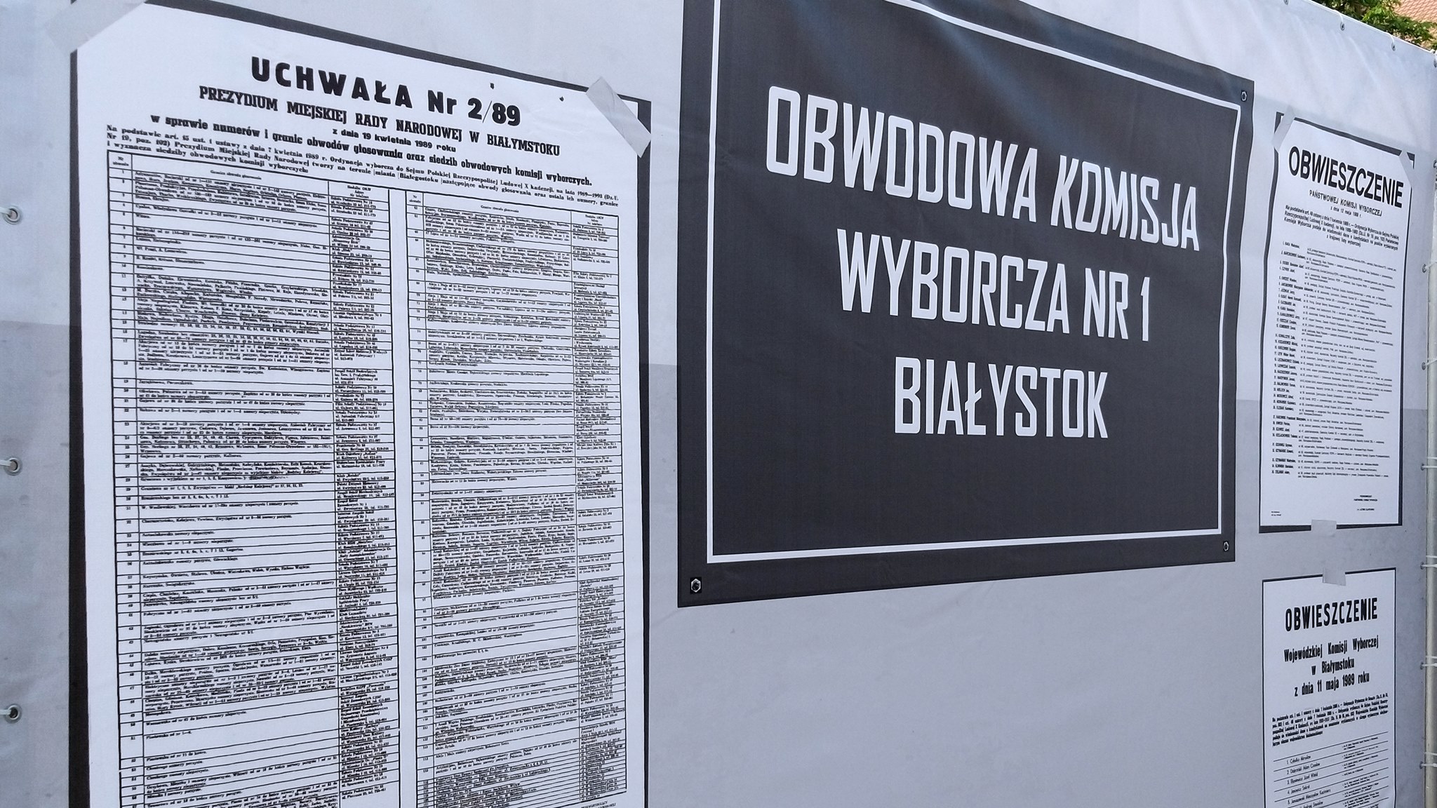 "Lokal wyborczy" sprzed 30 lat można zobaczyć w centrum Białegostoku