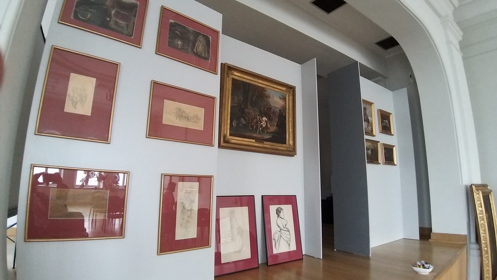 Wczesne prace Alfreda Wierusza Kowalskiego można oglądać w muzeum w Suwałkach