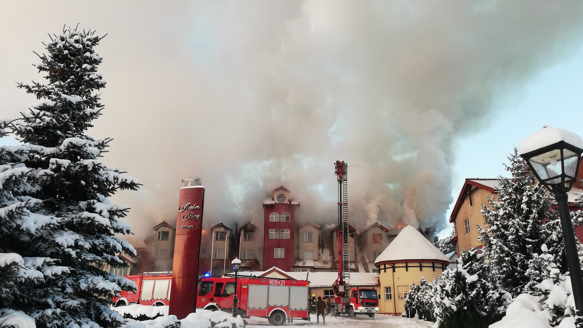 Prokuratura powołała biegłego, który ma ustalić, co było przyczyną pożaru hotelu Amber Bay w Augustowie