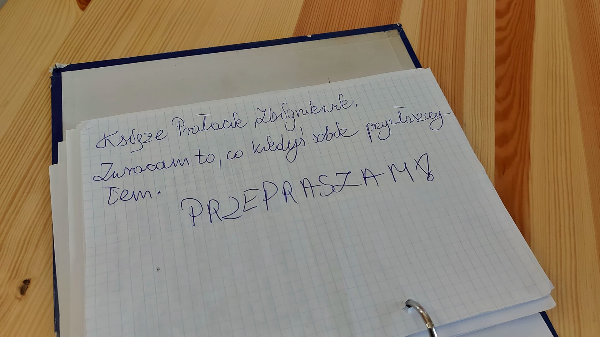 Skruszony złodziej zwrócił w Bielsku Podlaskim ukradzione rzeczy i przeprosił za swój czyn