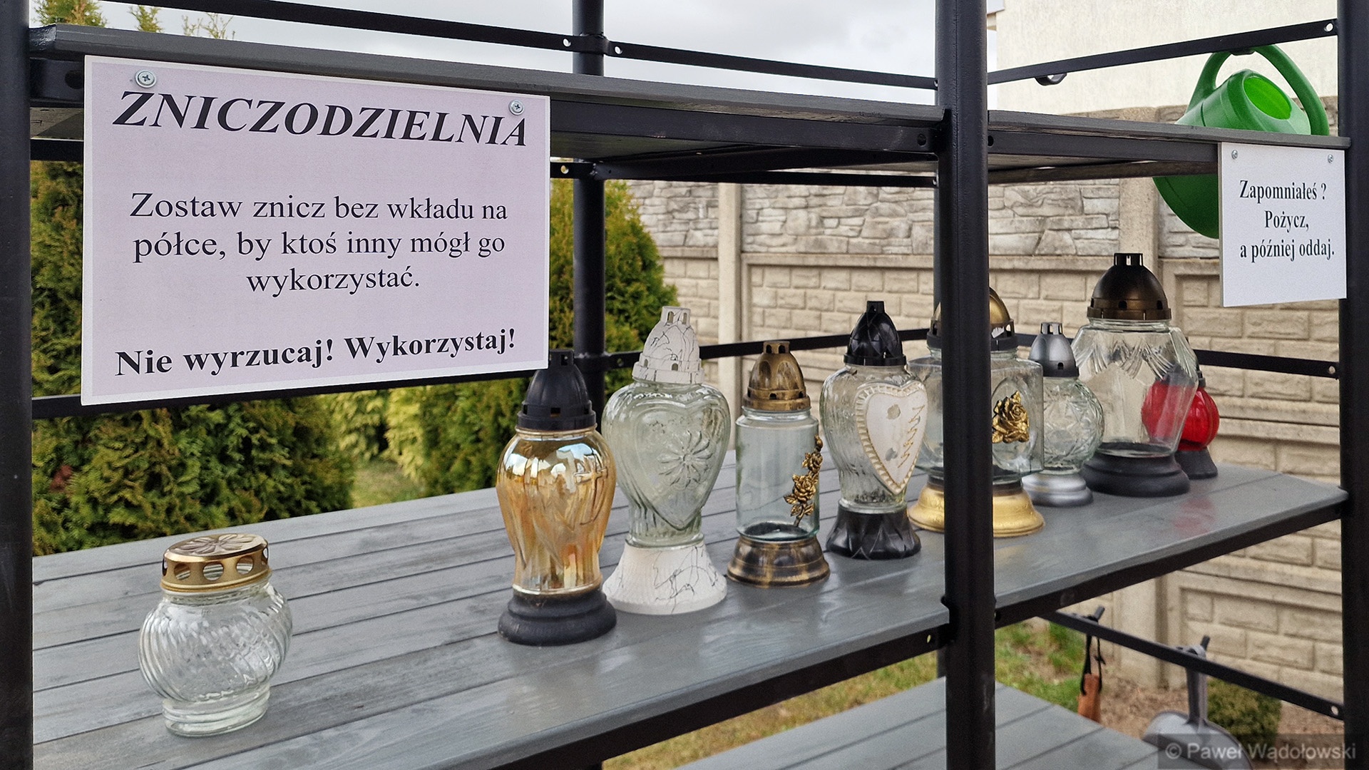 Przy łomżyńskim cmentarzu powstała "zniczodzielnia"