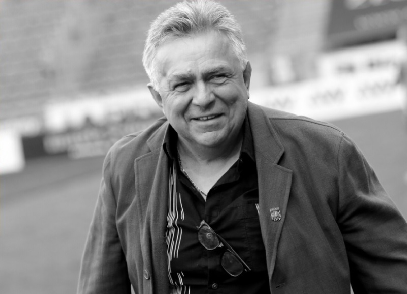 Były selekcjoner polskich piłkarzy Janusz Wójcik nie żyje