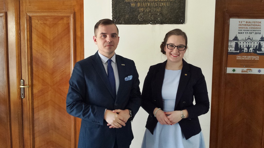 Studenci z całego kraju debatują w Białymstoku – zwracają uwagę m.in. na zbyt drogie bilety do teatru