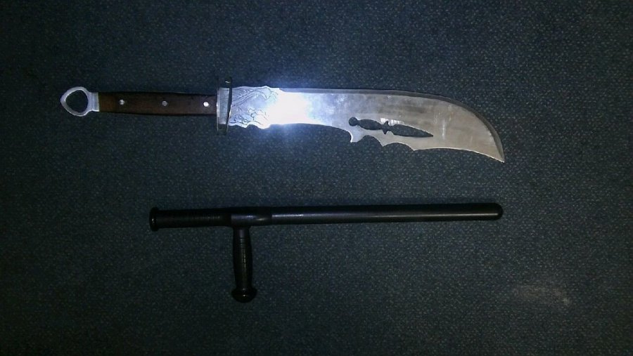 33-latek rzucił się z maczetą na białostockich policjantów – trafił do aresztu