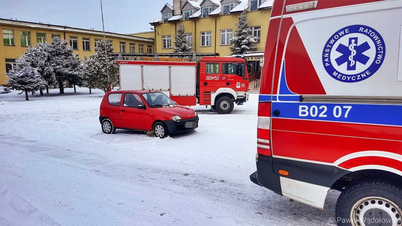 Ewakuowano uczniów ze szkoły w Nowogrodzie