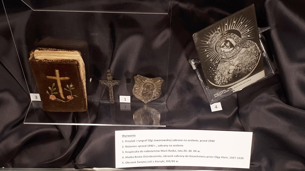 Wystawa o roli religii w życiu Sybiraków w białostockim Muzeum Pamięci Sybiru