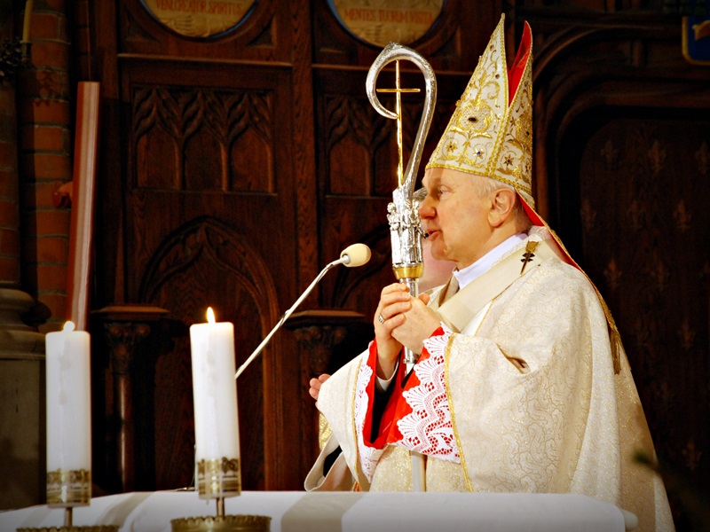 Region:  Arcybiskup Edward Ozorowski honorowym obywatelem Sokółki