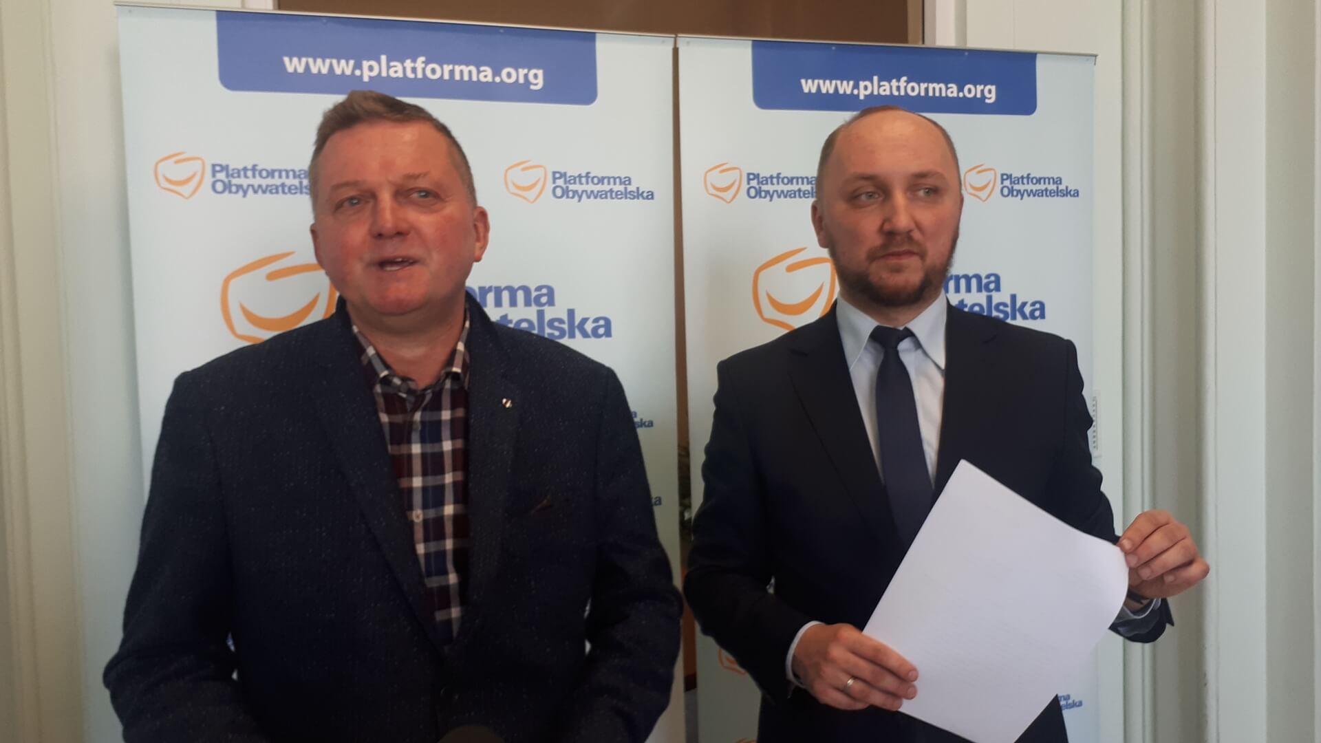 Białostoccy radni KO chcą, by w domach ogrzewanych paliwem stałym można było zamontować regulatory ciągu kominowego