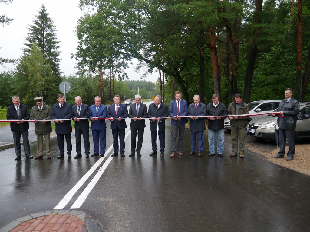 Odnowiono odcinek drogi powiatowej na trasie Suwałki - Płociczno