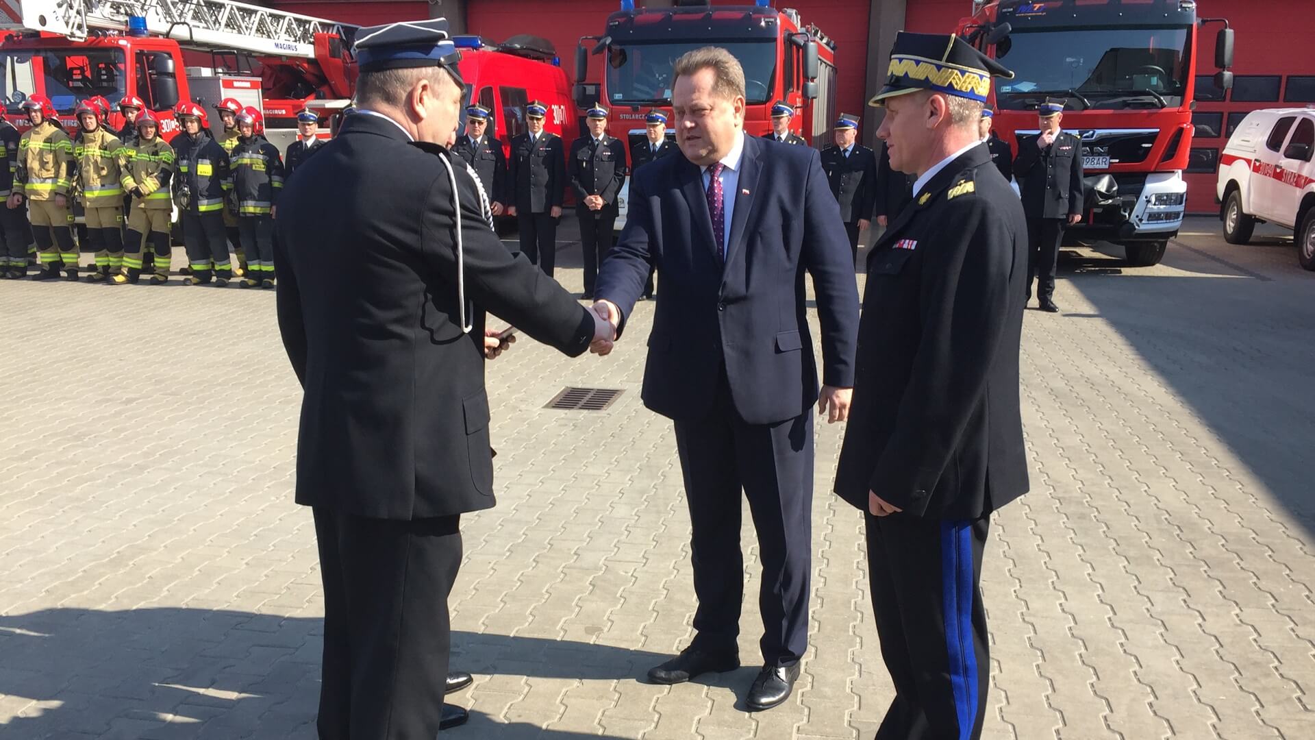 30 wozów strażackich trafi do jednostek Ochotniczych Straży Pożarnych w Podlaskiem