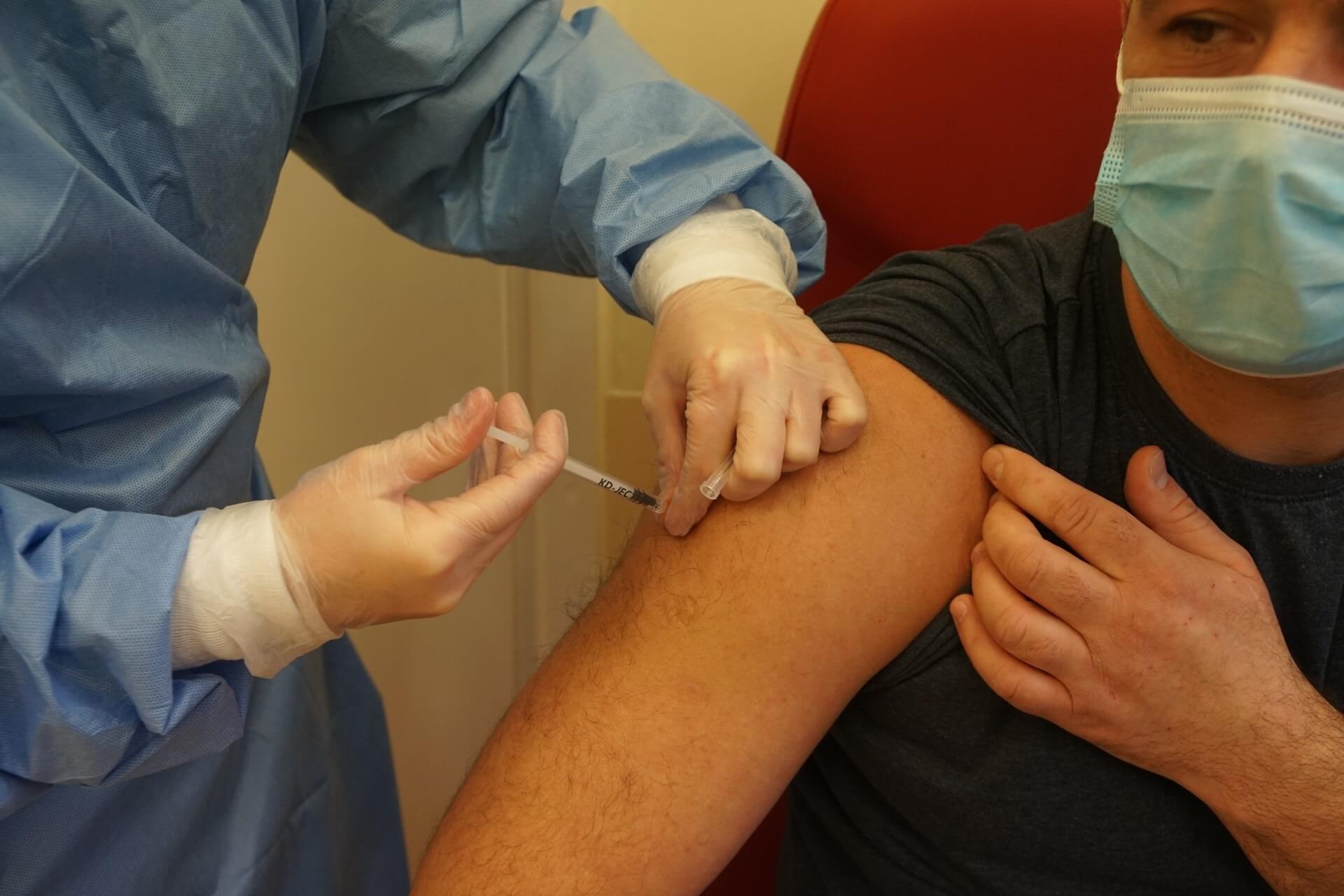 W tym tygodniu ok. 4 tys. osób w Podlaskiem ma być zaszczepionych przeciw koronawirusowi