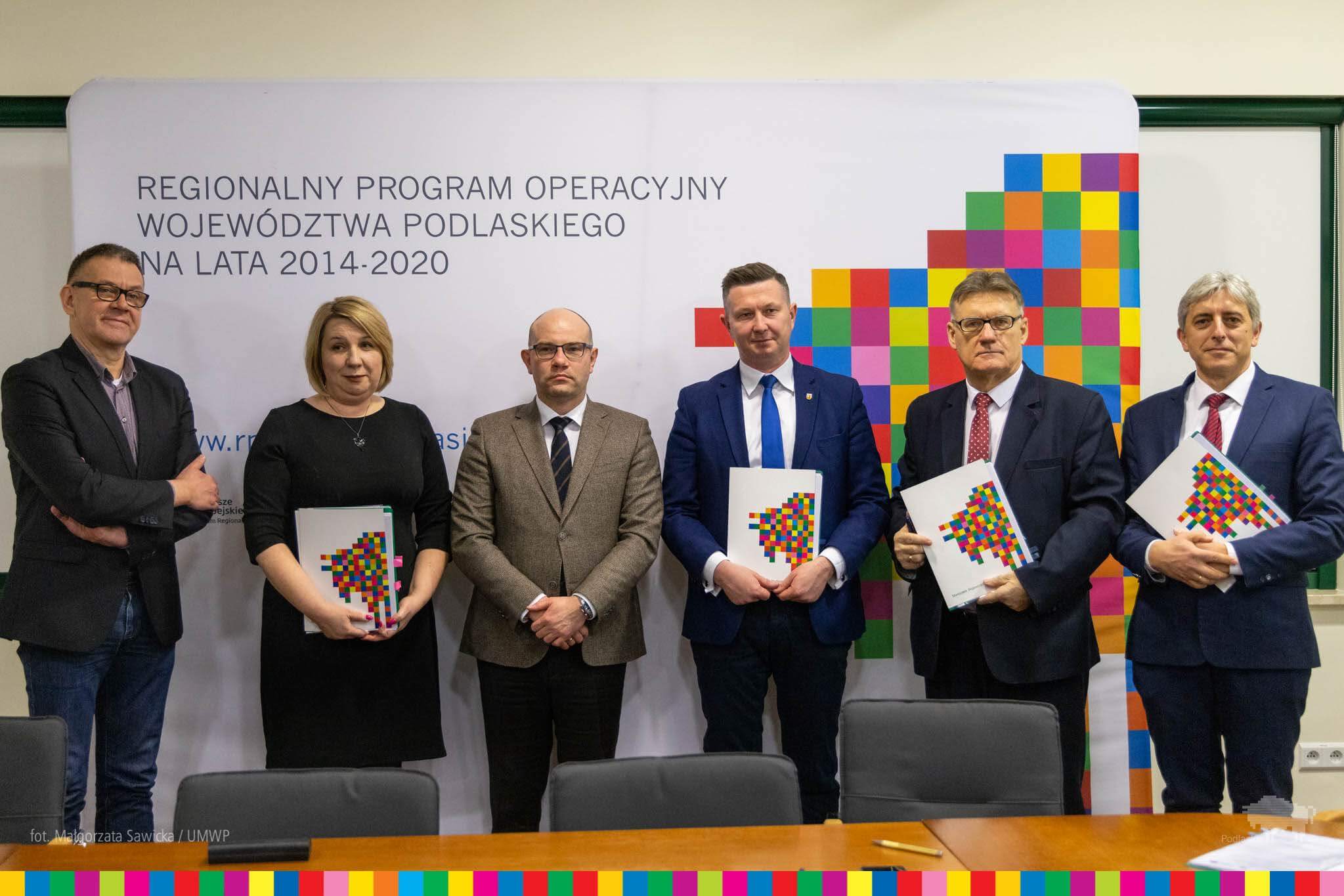 Wodociągi Białostockie i powiat białostocki otrzymały pieniądze na odnawialne źródła energii