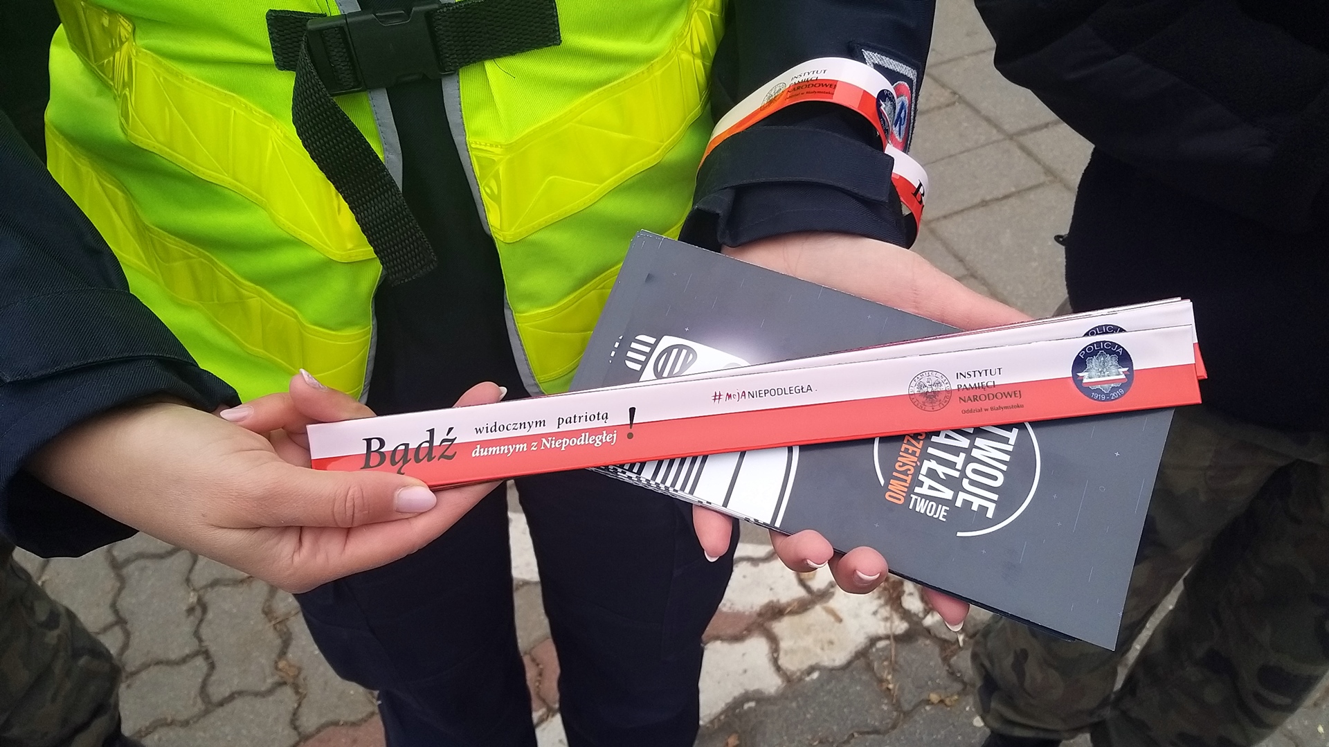 Patriotyczne odblaski dla białostoczan