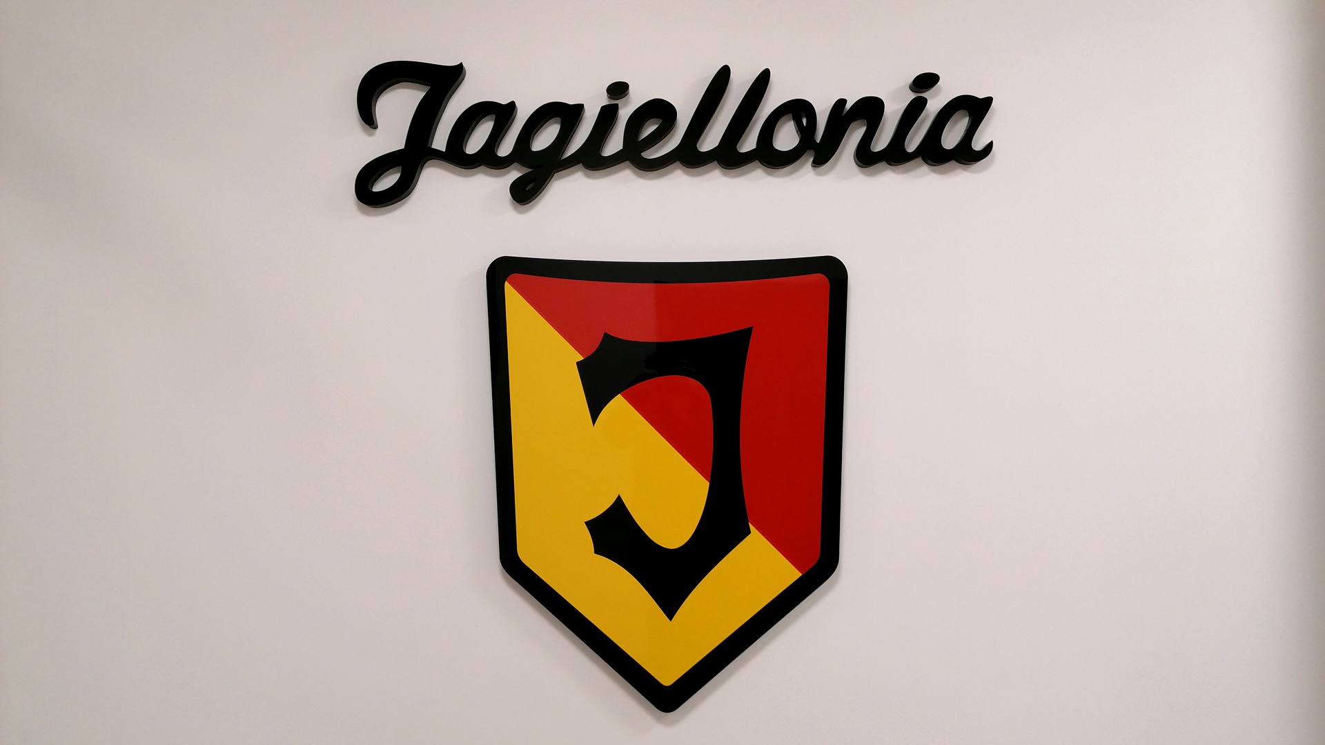 Kibice wybiorą oficjalny znak Jagiellonii Białystok