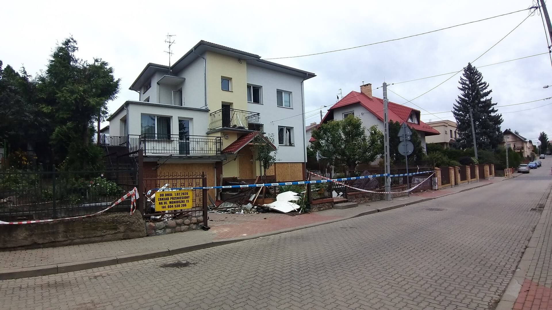 Śledztwo ws. śmierci 4-osobowej rodziny - prokuratura czeka na wyniki sekcji zwłok